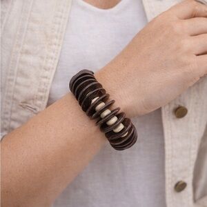 Boho Coconut Shell Stretch Bracelet | Natural Brown Beaded Bracelet